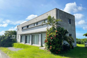 Beach House Kabira